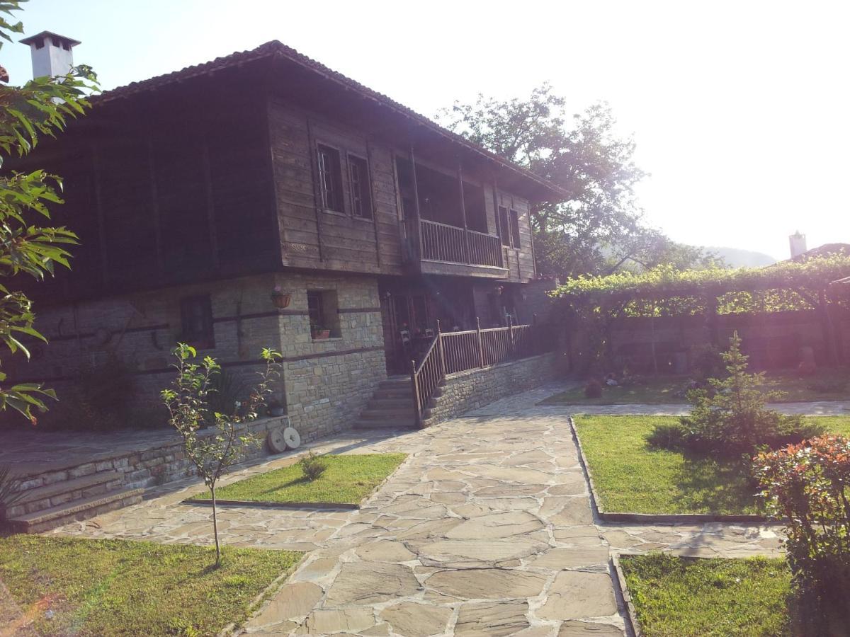 Кьща За Гости Свети Никола Hotel Jeravna Exterior foto